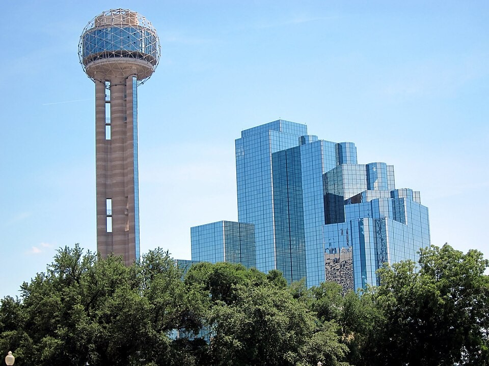 Hyatt Regency Dallas — exterior reference