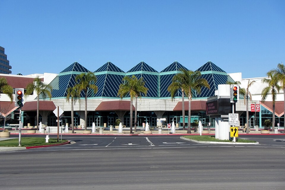 Santa Clara Convention Center — exterior reference