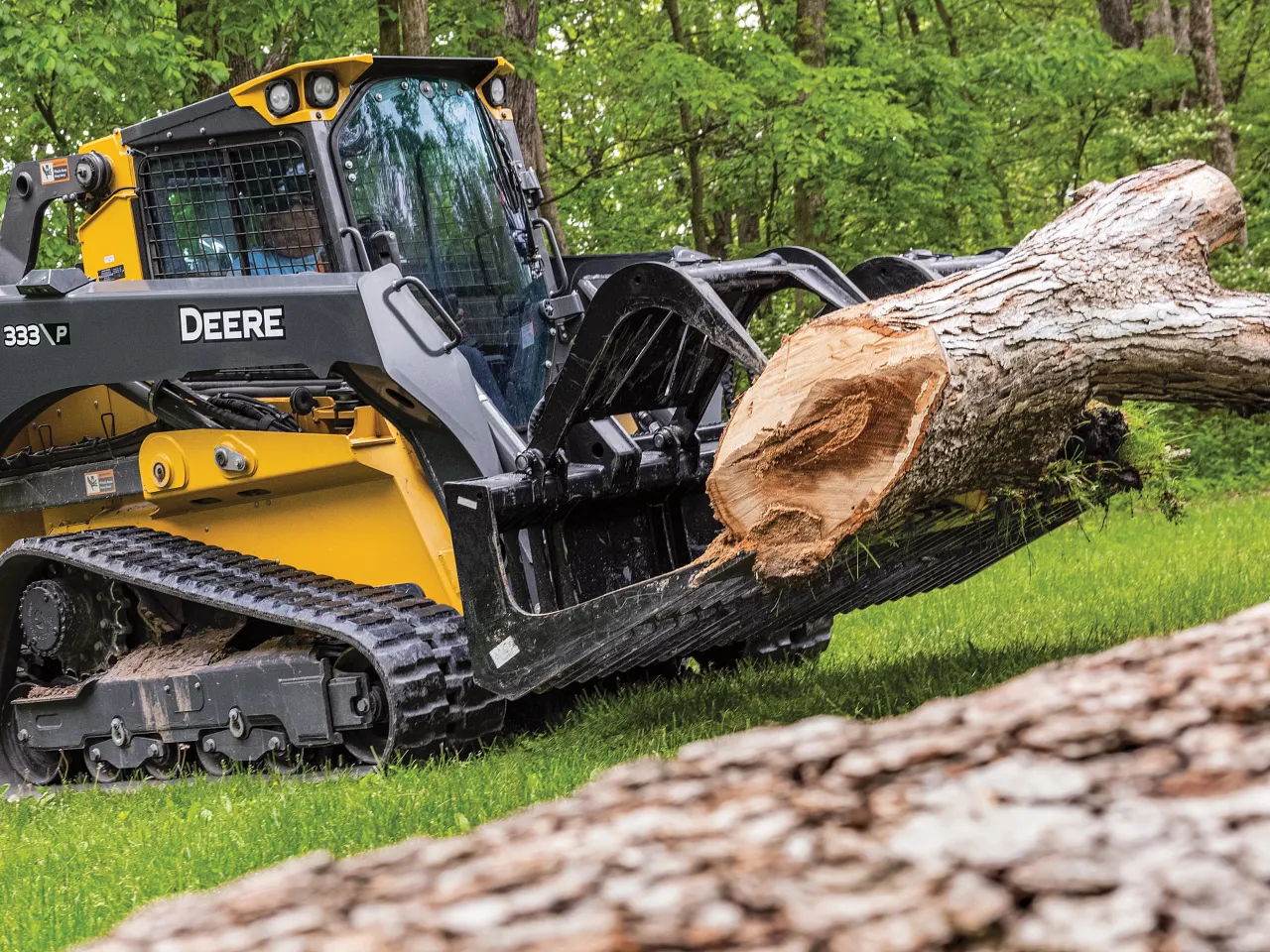 John Deere 333 P-Tier gallery image 02