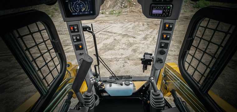 14 ASV MAX Series forward operator view